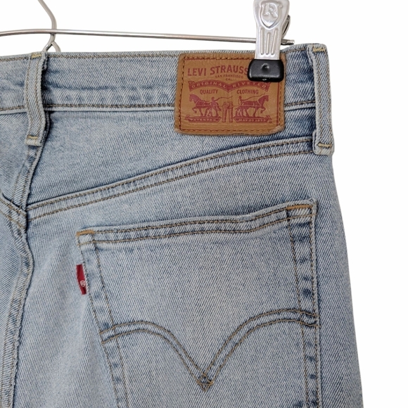 Levi's Wedgie Fit Ankle Jeans Light Wash Cotton Denim Button Fly Women's size 27 - Picture 7 of 16